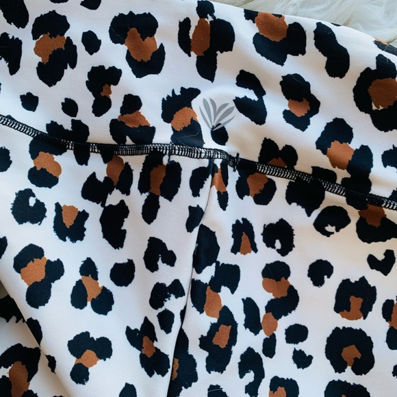 F21 Leopard Print Leggings - Picture 3 of 5
